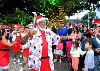 Natal em Caraguá tem Casa do Papai Noel, praças iluminadas e apresentações musicais
