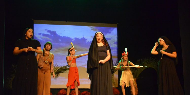 Cena teatral em Caraguá ganha força após “Litoral Encena” e “Festival Estudantil de Teatro”