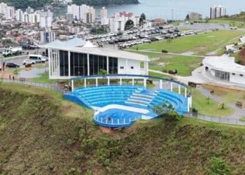 Prefeitura de Caraguatatuba impulsiona turismo com inauguração do Centro Administrativo do Complexo Turístico do Camaroeiro