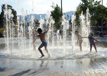 Férias escolares: saiba como ajustar a rotina das crianças neste período de descanso e festas
