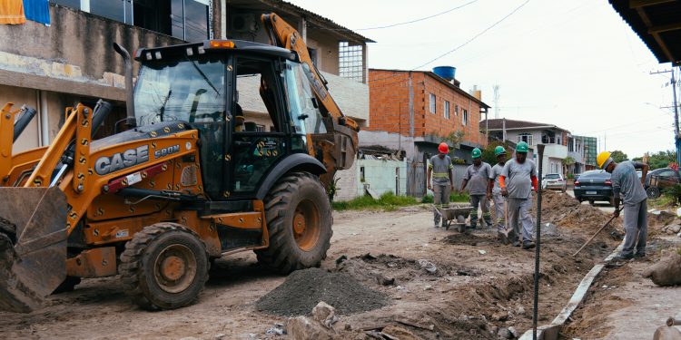 Prefeitura de Bertioga intensifica Obras de pavimentação no Núcleo Mangue Seco