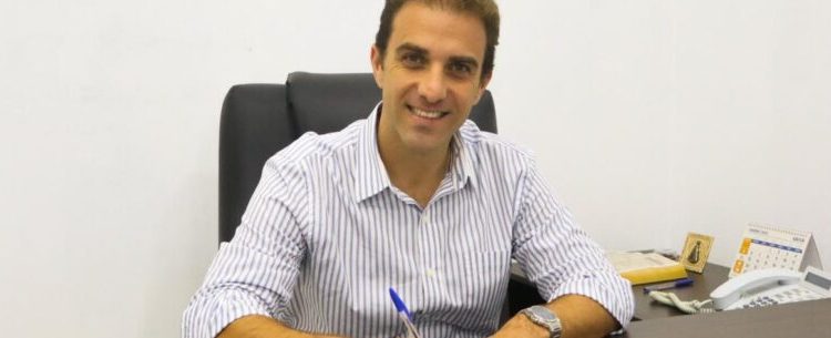 Prefeitura de Caraguatatuba garante pagamento de 1/3 de férias dos professores até sexta-feira