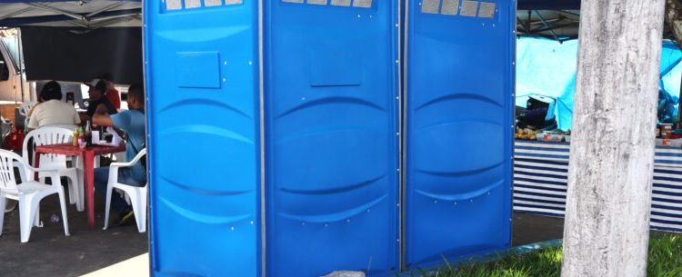 Feiras Livres de Caraguatatuba passam a ter Banheiro Químico