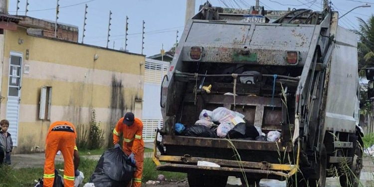Prefeitura de Caraguatatuba realiza mutirão para normalizar coleta de lixo na cidade