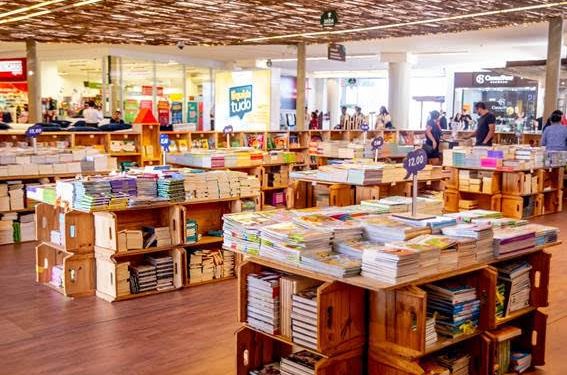 Serramar Shopping recebe Feira do Livro com obras a partir de R$6,90
