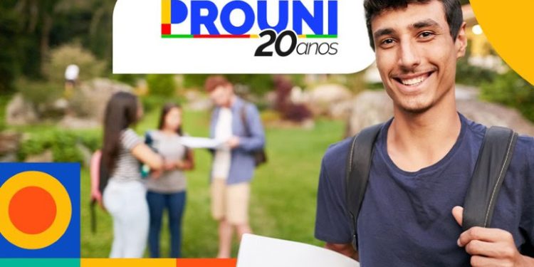 Inscrições para o Prouni 2025 terminam nesta terça-feira (28)