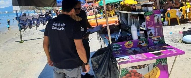 Vigilância Sanitária promove orientações a ambulantes em Caraguatatuba