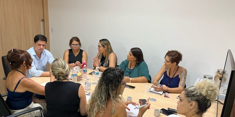 Presidente da Câmara recebe conselheiras tutelares e discute melhorias para o serviço