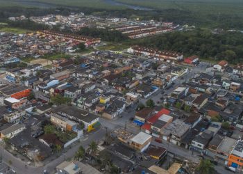 Rua Eng. José Sanches Ferrari em Bertioga terá trecho interditado no sábado de Carnaval