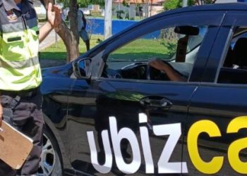 Governo Municipal institui prazo para empresa de transporte de passageiros retirar propagandas irregulares