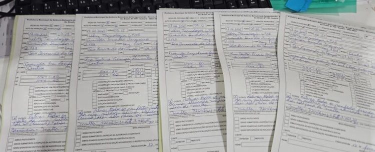 Empresa de aplicativo de transporte de passageiros atua de forma irregular em Caraguatatuba