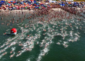 Circuito Mares 2025 movimenta economia local com nove mil pessoas em Caraguatatuba