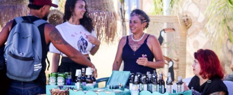 Feira agroecológica do coletivo Rapecca é destaque neste sábado em Caraguatatuba