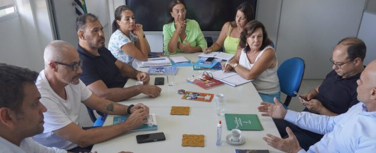 Campeão de Artes Marciais Mistas (MMA) apresenta projeto de Esportes para Rede Municipal de Ensino de Caraguatatuba