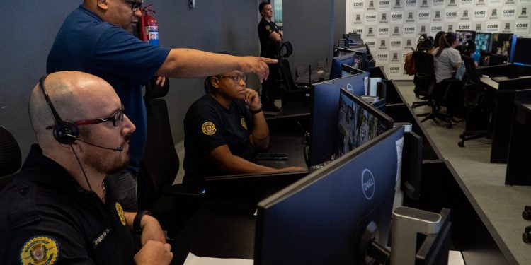 GCM de Bertioga recebe treinamento em novas tecnologias de monitoramento 