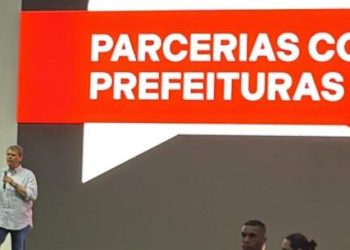 Caraguatatuba participa de encontro com o Governo de São Paulo para fortalecer parceria e investimentos