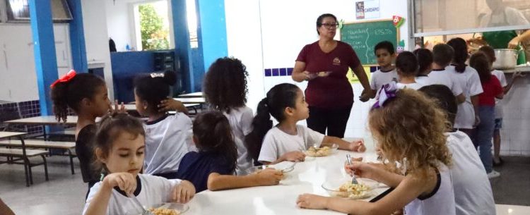 Cardápio da Rede Municipal de Ensino passa por reformulação