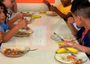 Programa Comer Bem: Novo cardápio é aprovado por alunos da EMEF Professora Jane Urbano Focesi