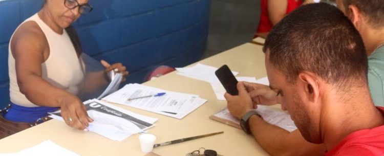 Centro Esportivo recebe inscrições do processo seletivo para profissionais de Educação Física e Formadores Esportivos em Caraguatatuba