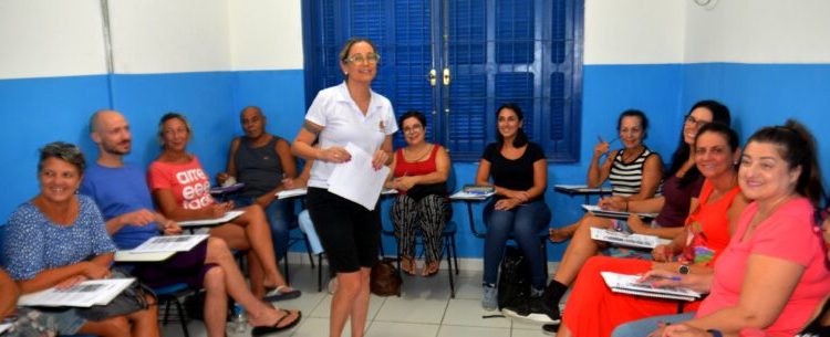 Capacitação e qualificação: PAT de Caraguatatuba realiza primeira aula do curso de inglês gratuito para mercado de trabalho