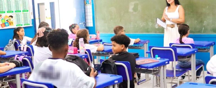 Governo Municipal lança programa de patrocínio para garantir uniformes e kits escolares na rede municipal