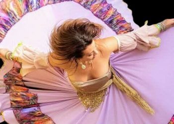 Oficina gratuita de dança cigana celebra o mês da mulher em Bertioga nesta quarta (19)