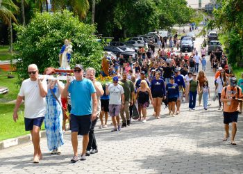 26ª Cerimônia “Barcos ao Mar” reúne comunidade pesqueira e marca início do período da pesca do camarão