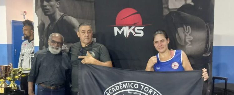 Atleta de Caraguatatuba é campeã paulista de boxe olímpico na categoria até 70 kg