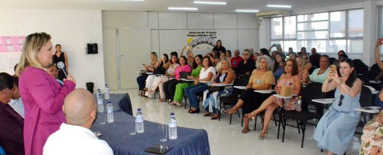 Nova diretoria do Conselho Municipal dos Direitos da Mulher toma posse