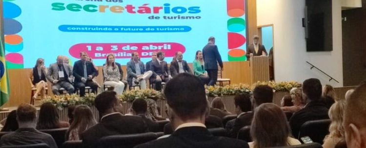 Caraguatatuba participa da IV Marcha dos Secretários de Turismo em Brasília