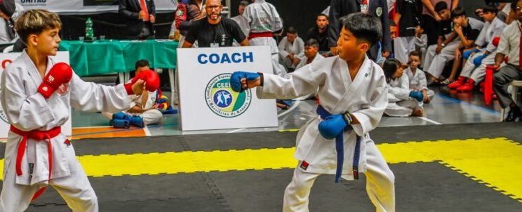 Atletas de Karatê de Caraguatatuba representam seleção paulista e disputam etapa do Brasileiro 2025