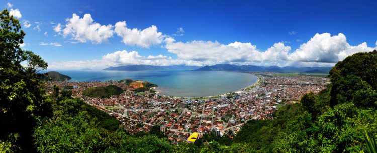 Limpeza de praia mobiliza voluntários no próximo domingo em Caraguatatuba