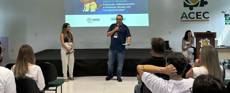 Representantes de Conselhos Municipais e empresários debatem destinação do Imposto de Renda na Associação Comercial