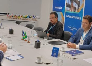Município trata de habitação, royalties e infraestrutura em agenda institucional em Brasília