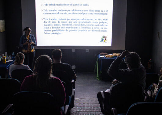 Caraguatatuba encerra ciclo de oficinas sobre Programa de Erradicação do Trabalho Infantil