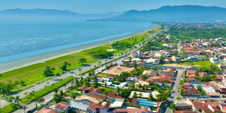 Caraguatatuba atrai novos moradores e impulsiona demanda por habitação de qualidade