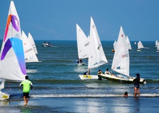 Primeira edição do Navegar Experience oferece atividades náuticas gratuitas em Caraguatatuba