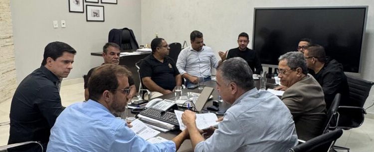 Governo intermedia negociações entre empresa de transporte e sindicato para evitar greve