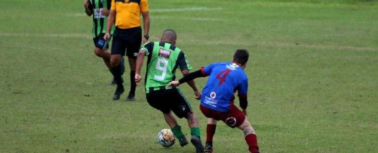 Barranco Alto e Sertão dos Tourinhos duelam pela final do Torneio da Cidade de Futebol em Caraguatatuba