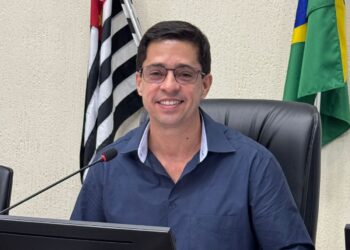 Vereador Antonio Carlos Junior homenageia 40 anos da Tenda de Umbanda Ogum Matinata