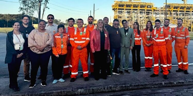 Comissão de Segurança e Meio Ambiente da Câmara realiza visita técnica à UTGCA e fortalece diálogo com o setor