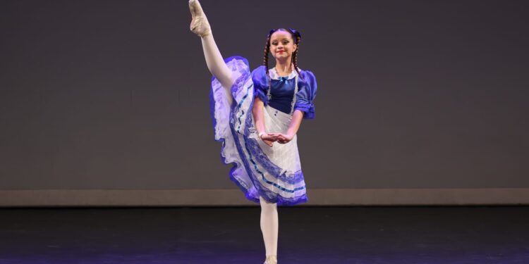 Ballet de Bertioga conquista premiações em Festival Internacional de Dança em São Paulo