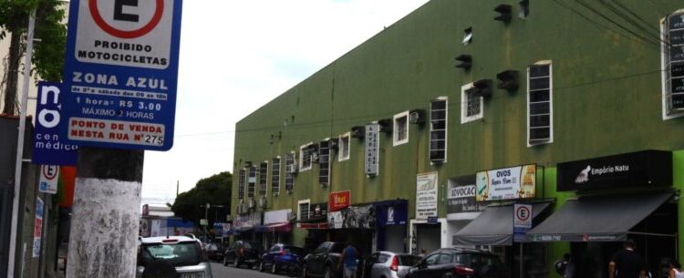 Nova fiscalização para motos na Zona Azul já está em operação em Caraguatatuba