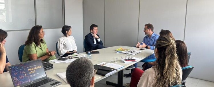 Caraguatatuba é selecionada para programa de melhoria da educação pública com apoio da Parceiros da Educação