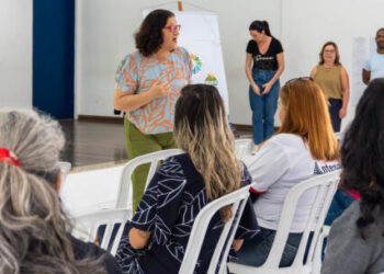 Pré-conferência de Assistência Social inicia escuta popular no Morro do Algodão