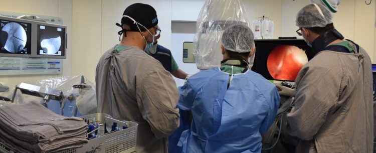 Hospital Regional do Litoral Norte realiza primeira cirurgia minimamente invasiva no quadril