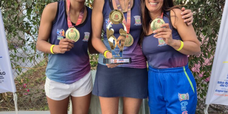 Tênis feminino de Bertioga é bicampeão nos Jogos Regionais