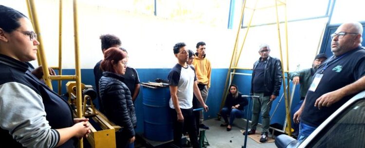 Inscrições abertas para curso gratuito de Mecânica Automotiva Básica em Caraguatatuba