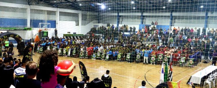 3ª edição da Caraguá Cup reúne atletas e autoridades em cerimônia de abertura no Centro Esportivo