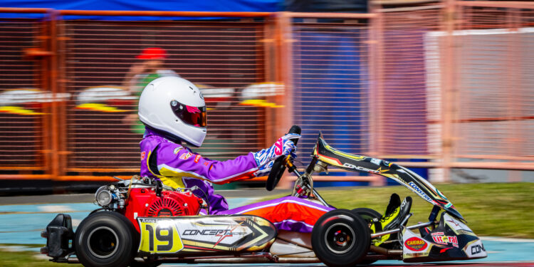 Luxação, troféu e muita garra: quem segura Anna Luiza Pimpão?